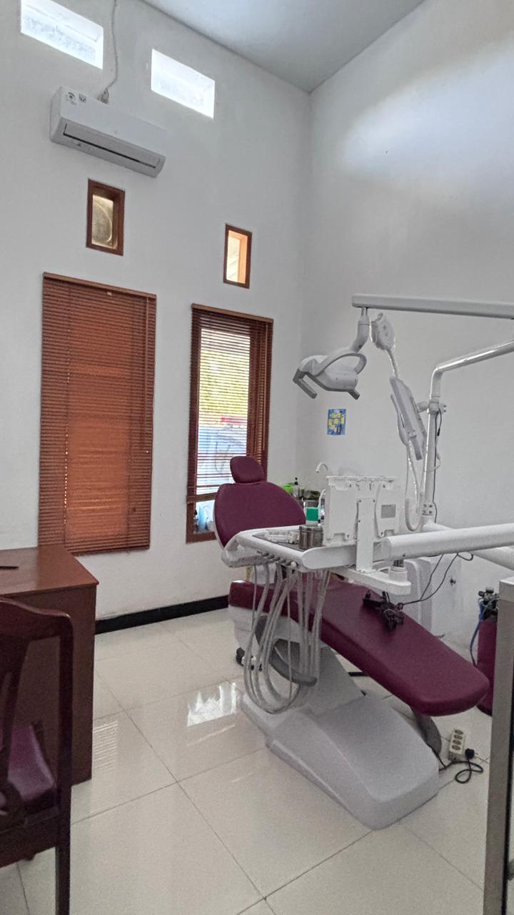 Poli Gigi & Mulut Modern